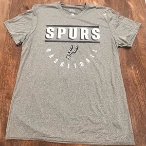 San Antonio Spurs Basketball Gray Men’s Shirt Size Large NWOT